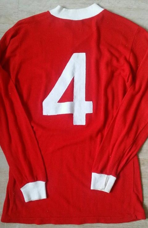 Image with site www.facebook.com/groups/LFCSHIRT