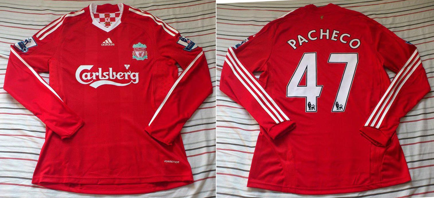Liverpool FC Home players kits 2009 - 2010