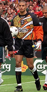 liverpool goalkeeper kit 1995